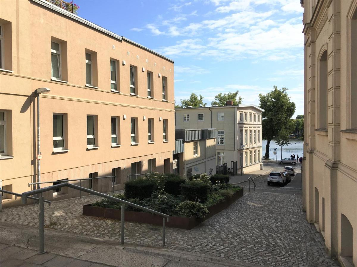 Schwerin Apartment Am Pfaffenteich Esterno foto